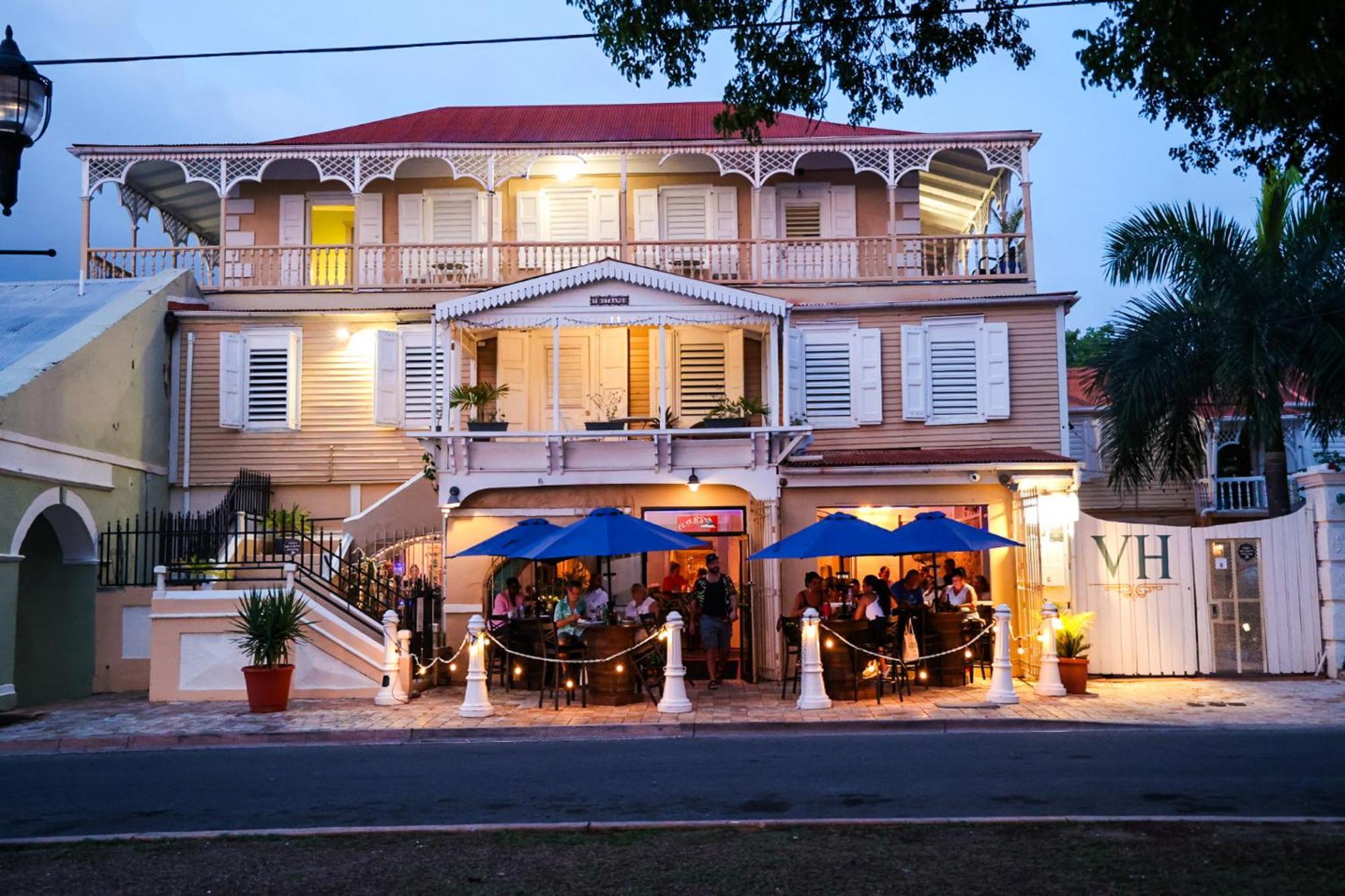 Hotel Victoria House à Frederiksted Extérieur photo